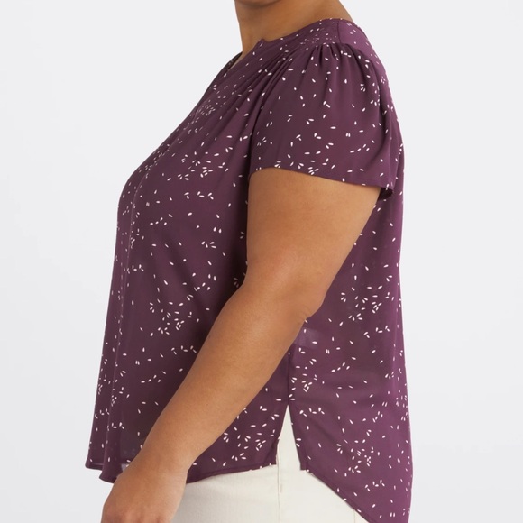 Monday Fun, Linnette Split Neck Smocked Blouse 1X - Picture 3 of 12